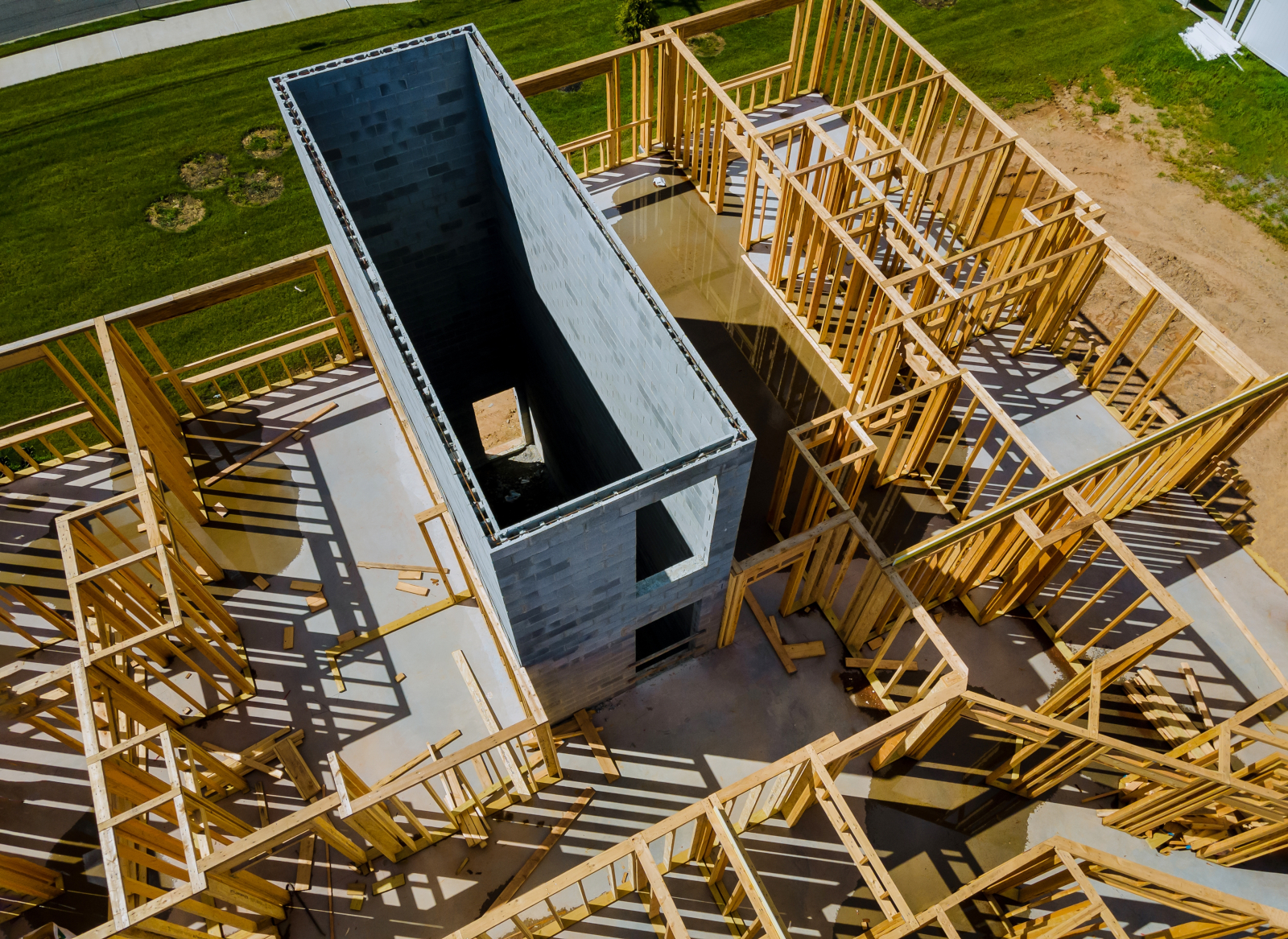 Concept image showing a partially completed new building: Punch and snag lists with the NestForms mobile data collection app